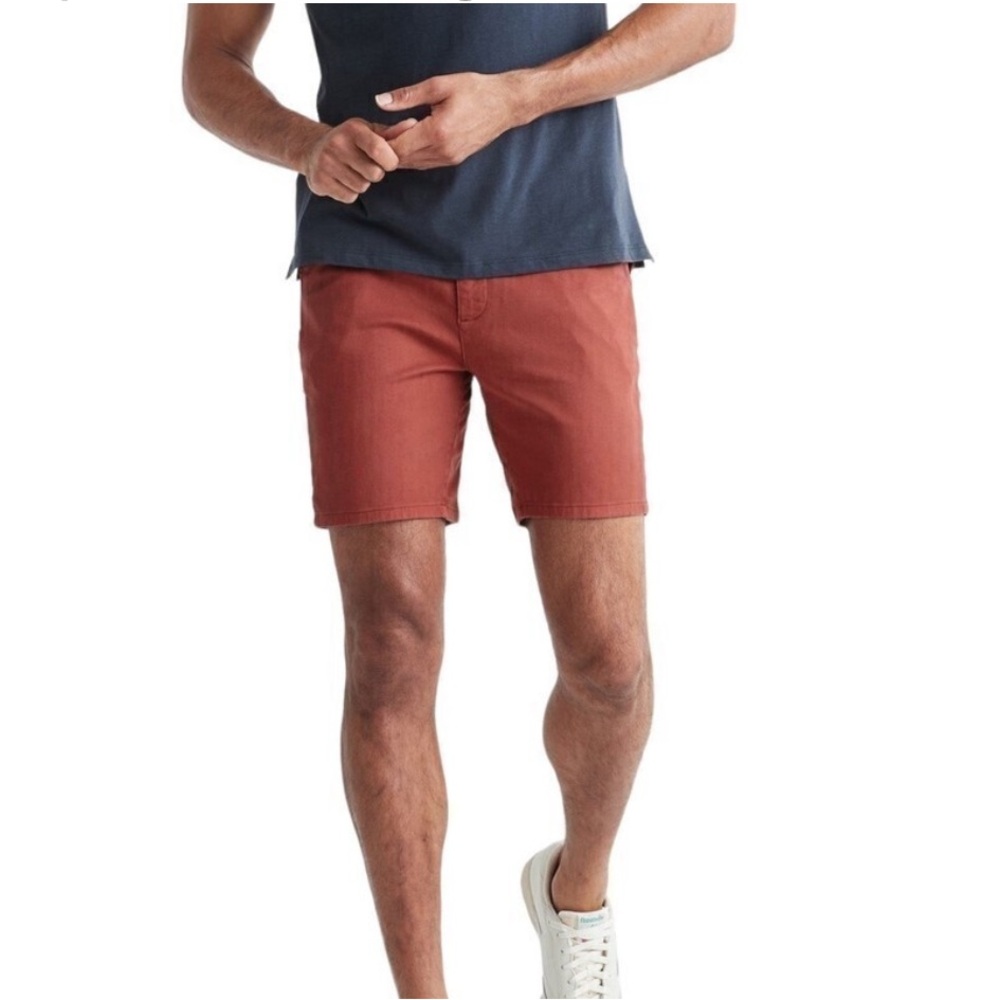 DU/ER Mens 34‎ Live Free Journey Short in Dark Red
